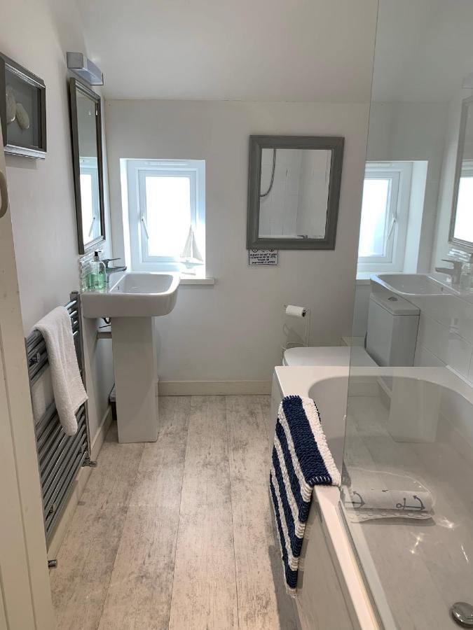 Little Karenza Is The Perfect Cornish Getaway Villa Saint Anthony Eksteriør bilde